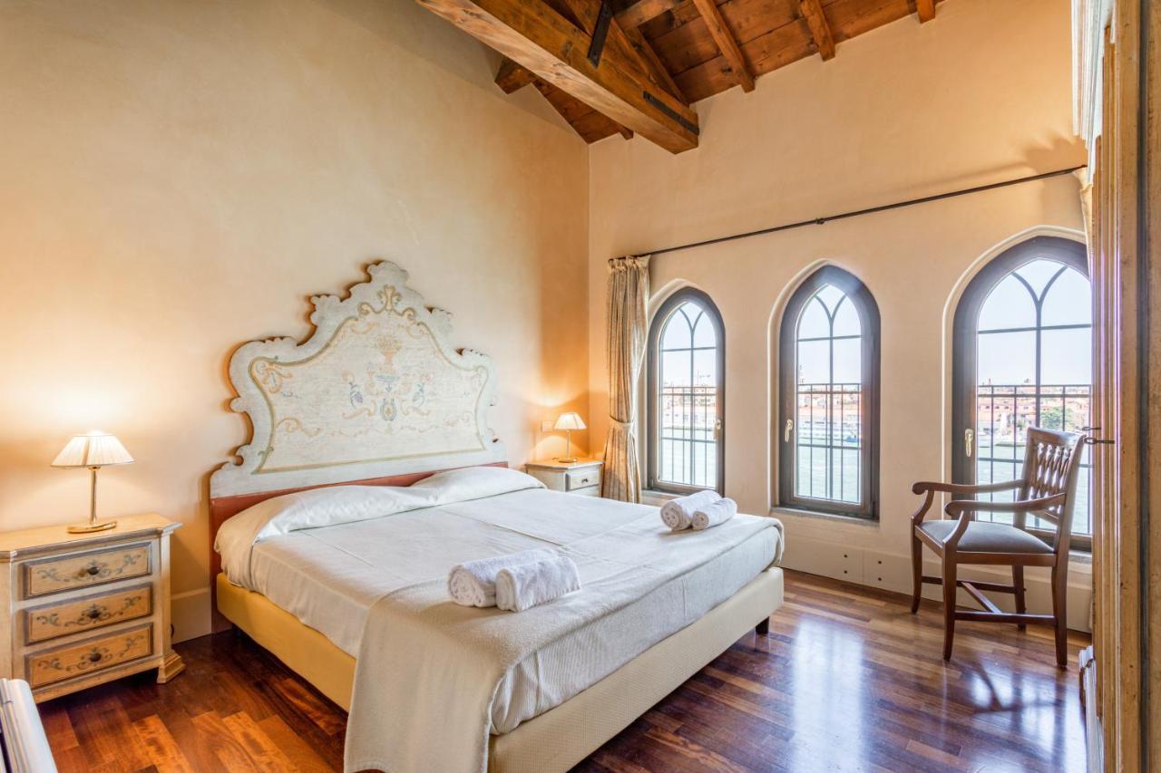 Molino Stucky Residence Suites Venesia Bagian luar foto