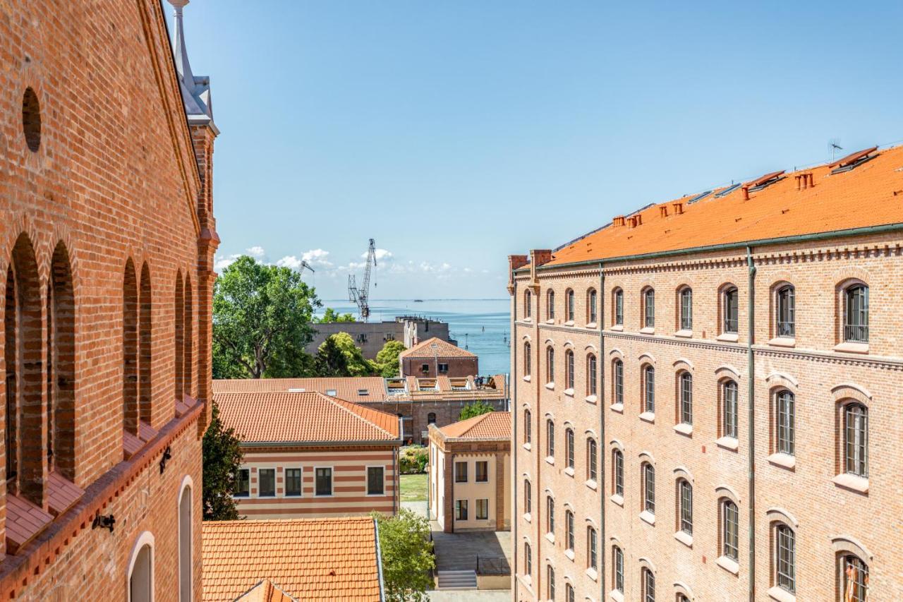 Molino Stucky Residence Suites Venesia Bagian luar foto