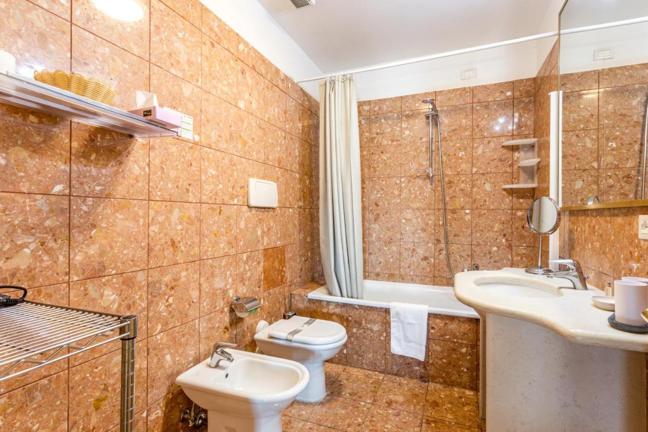 Molino Stucky Residence Suites Venesia Bagian luar foto